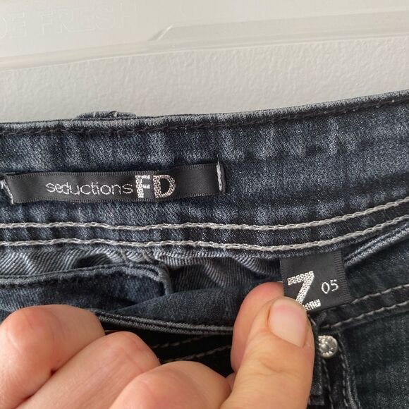 Bling pocket gems jeans - Picture 3 of 8